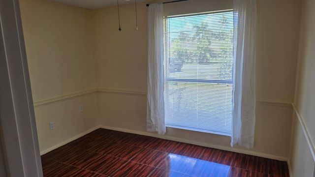 118 CAMBRIDGE Lane, Royal Palm Beach, FL 33411