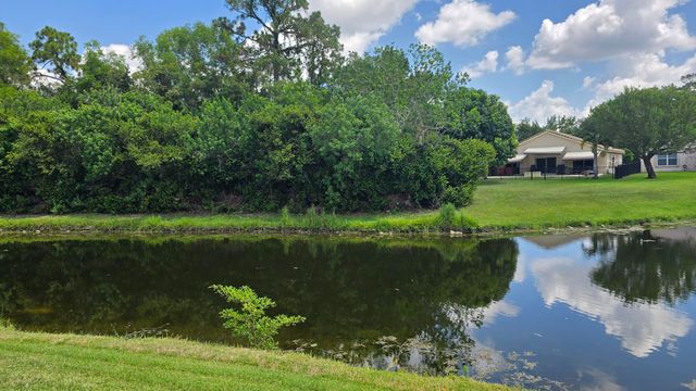 118 CAMBRIDGE Lane, Royal Palm Beach, FL 33411