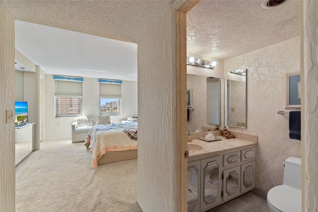 1920 S Ocean Drive 11B, Hallandale Beach, FL 33009