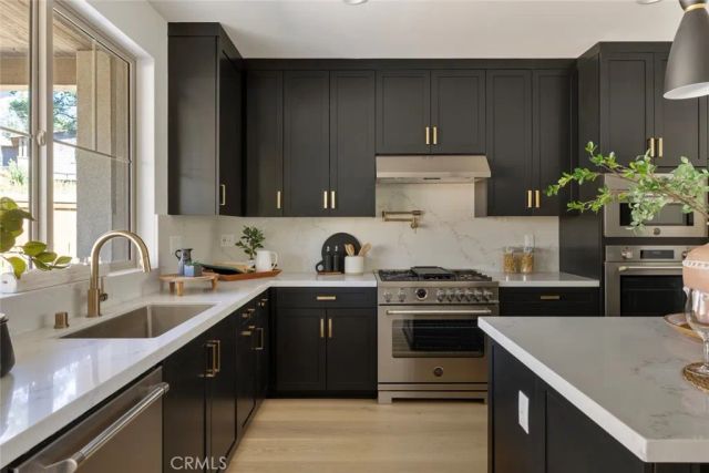 193 E Palm Street, Altadena, CA 91001