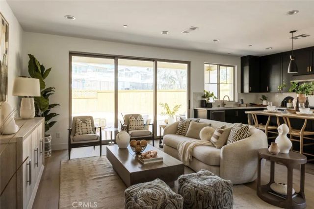 193 E Palm Street, Altadena, CA 91001