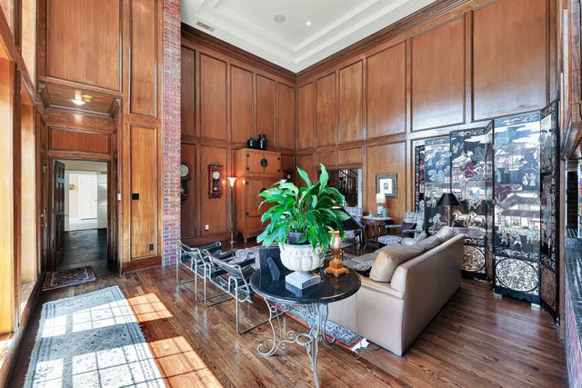 4824 Briargrove Lane, Dallas, TX 75287