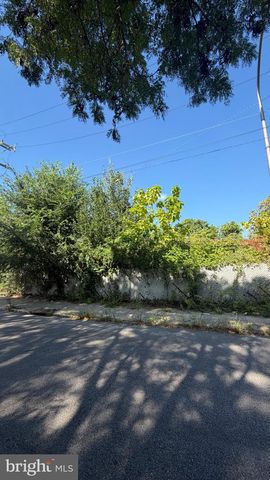 75 E ARMAT ST, Philadelphia, PA 19144