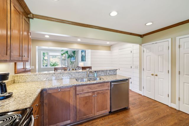 4202 Murphy Rd, Nashville, TN 37209