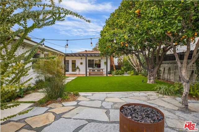 1024 N Naomi Street, Burbank, CA 91505