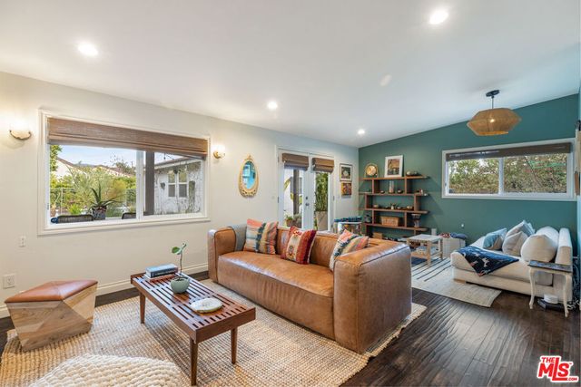 1024 N Naomi Street, Burbank, CA 91505