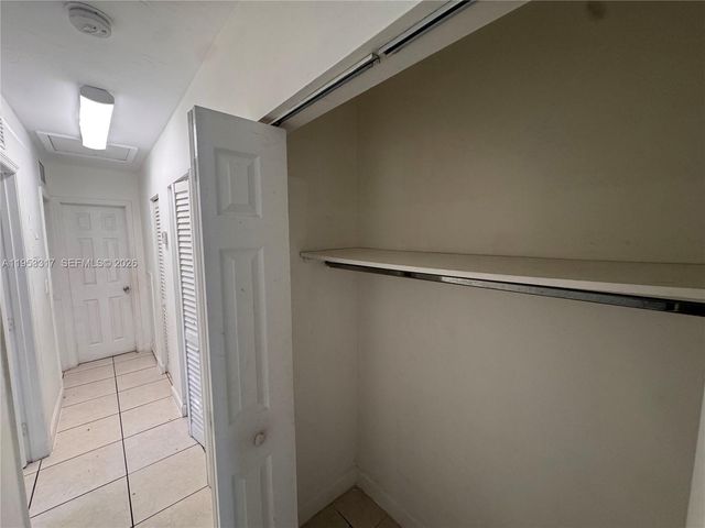 1595 NE 125th Street 6, North Miami, FL 33161
