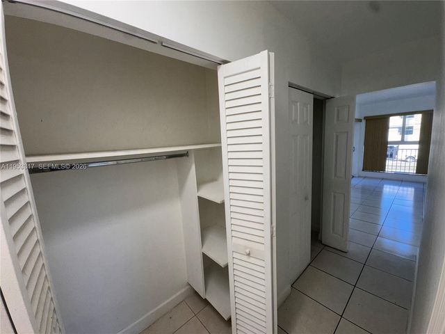 1595 NE 125th Street 6, North Miami, FL 33161