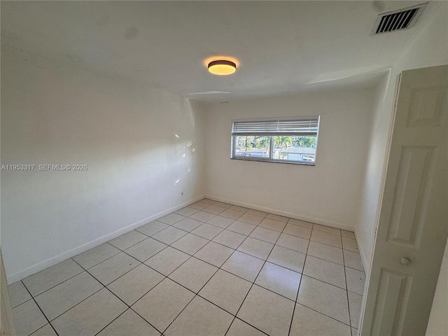 1595 NE 125th Street 6, North Miami, FL 33161