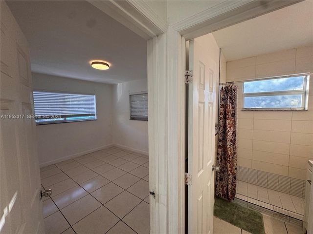 1595 NE 125th Street 6, North Miami, FL 33161