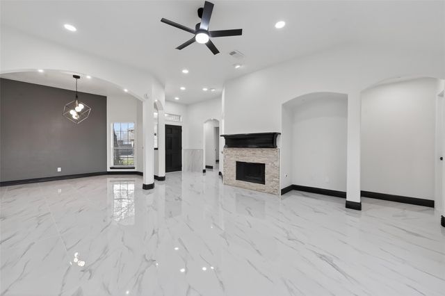 10703 White Bridge Lane, Sugar Land, TX 77498