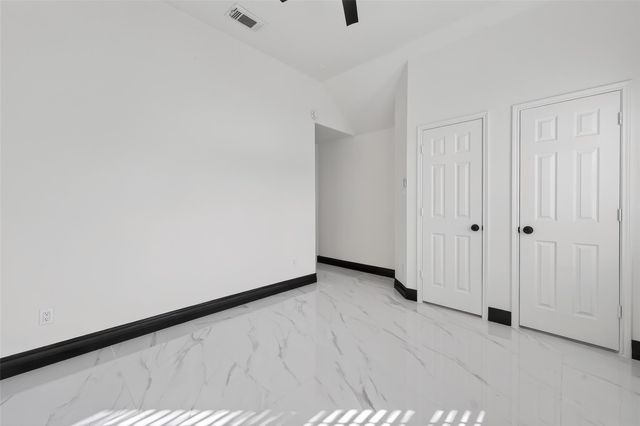 10703 White Bridge Lane, Sugar Land, TX 77498