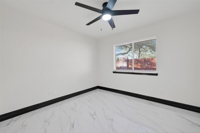 10703 White Bridge Lane, Sugar Land, TX 77498