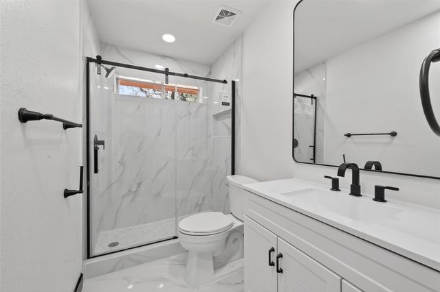 10703 White Bridge Lane, Sugar Land, TX 77498