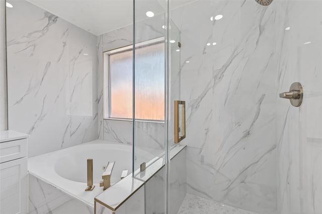 10703 White Bridge Lane, Sugar Land, TX 77498