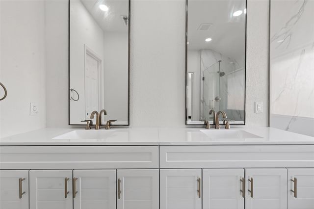 10703 White Bridge Lane, Sugar Land, TX 77498