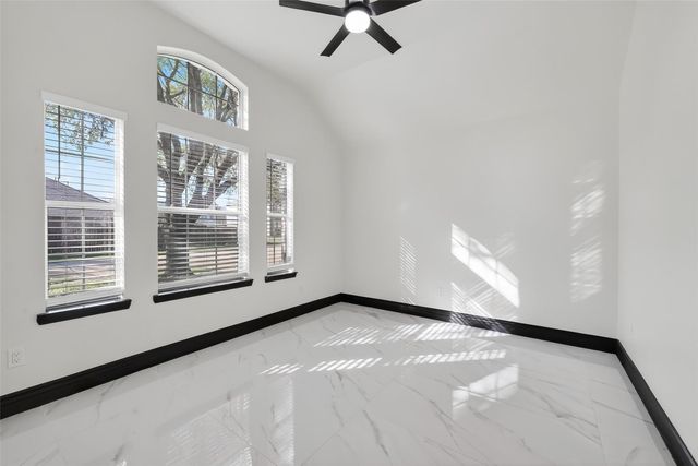 10703 White Bridge Lane, Sugar Land, TX 77498