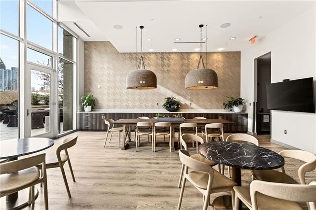 1080 Peachtree NE Street 909, Atlanta, GA 30309