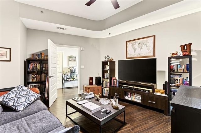 1080 Peachtree NE Street 909, Atlanta, GA 30309