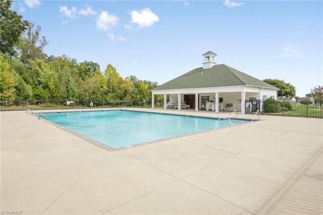 156 Pinewood Lane 101, Advance, NC 27006