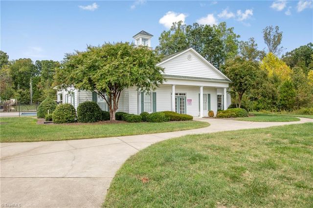 156 Pinewood Lane 101, Advance, NC 27006