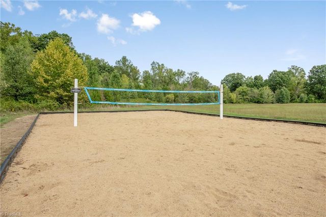 156 Pinewood Lane 101, Advance, NC 27006