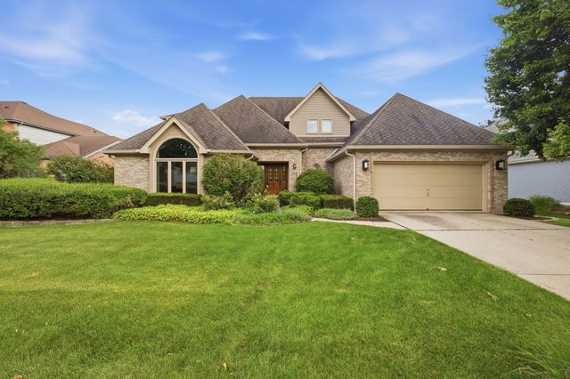 6183 Tyrnbury Drive, Lisle, IL 60532