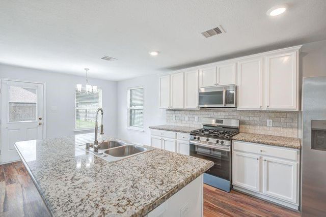 9910 Bezeled Circle Lane, Rosharon, TX 77583