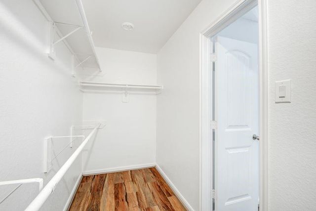 9910 Bezeled Circle Lane, Rosharon, TX 77583