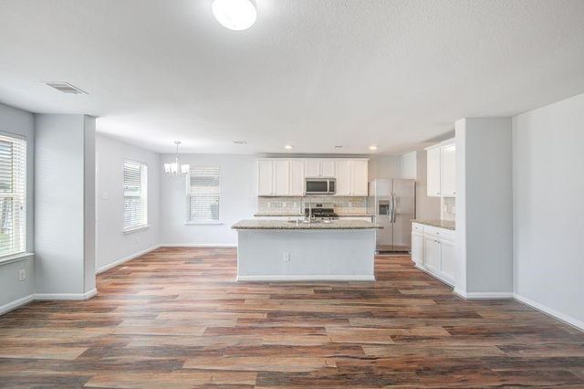 9910 Bezeled Circle Lane, Rosharon, TX 77583