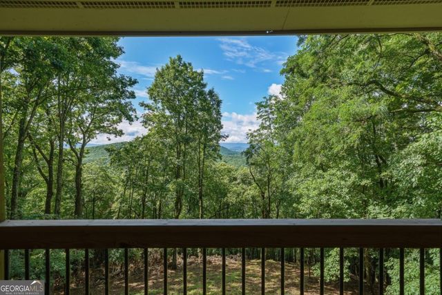 1220 Walnut Ridge, Ellijay, GA 30536