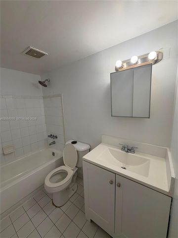291 NW 177th Street C-117, Miami Gardens, FL 33169