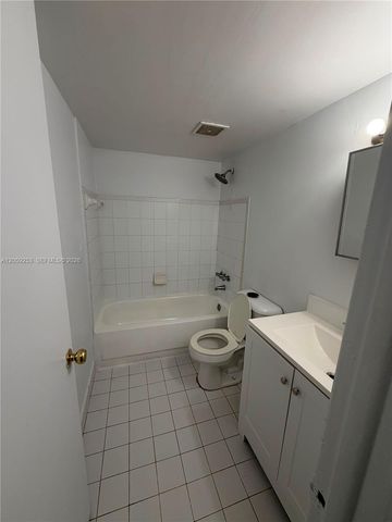 291 NW 177th Street C-117, Miami Gardens, FL 33169
