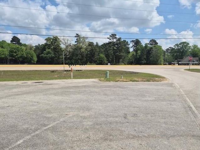 4897 W Davis Street,,, Conroe, TX 77304