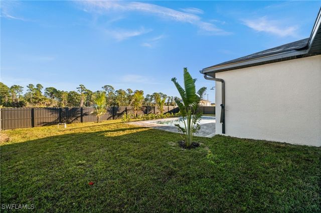 1621 NW 23rd TER, Cape Coral, FL 33993