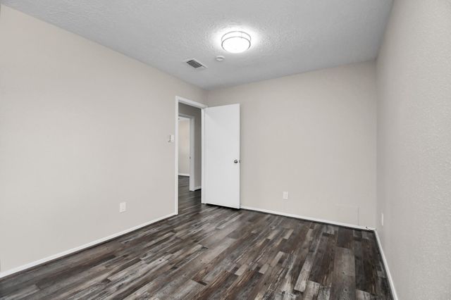 13002 Kingsmill Drive, Sugar Land, TX 77478