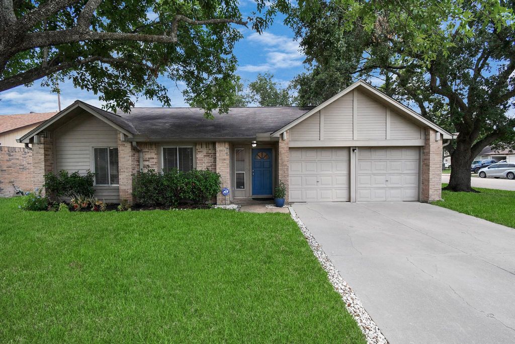13002 Kingsmill Drive, Sugar Land, TX 77478