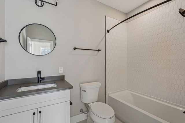 282 Dickenson Street, Columbus, OH 43215