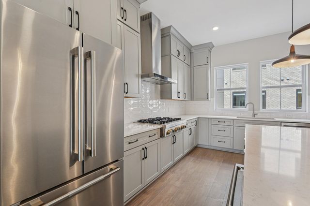 282 Dickenson Street, Columbus, OH 43215