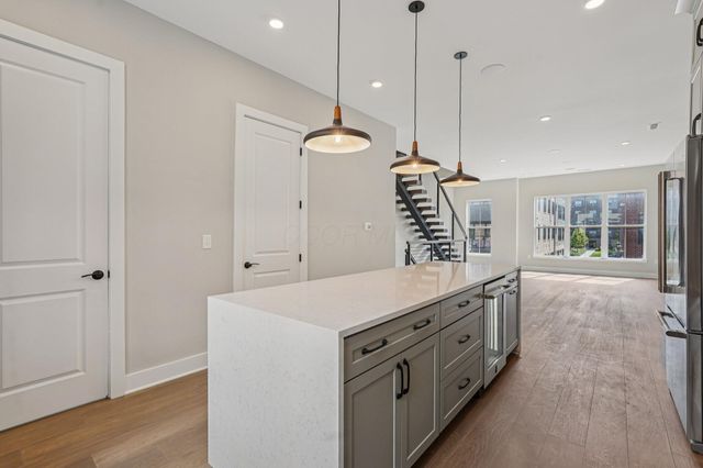 282 Dickenson Street, Columbus, OH 43215