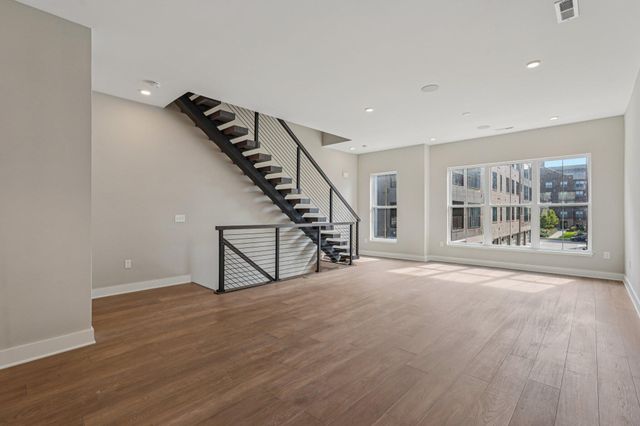 282 Dickenson Street, Columbus, OH 43215