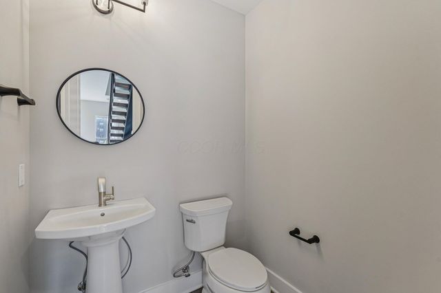 282 Dickenson Street, Columbus, OH 43215