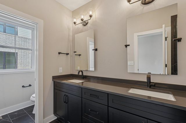 282 Dickenson Street, Columbus, OH 43215