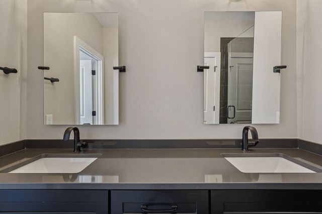 282 Dickenson Street, Columbus, OH 43215