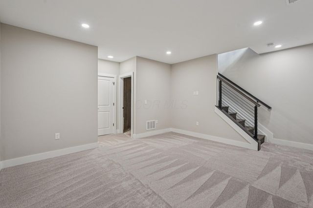 282 Dickenson Street, Columbus, OH 43215