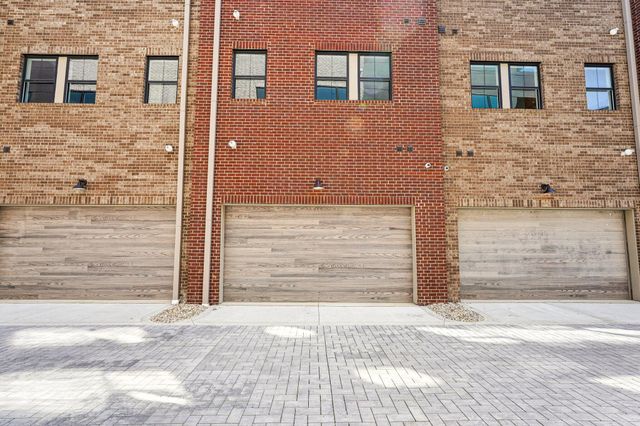 282 Dickenson Street, Columbus, OH 43215