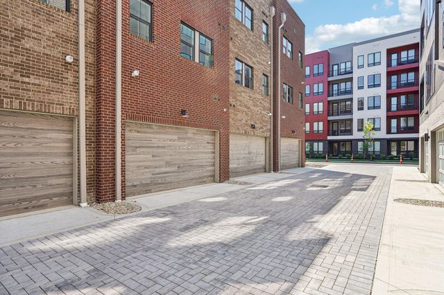 282 Dickenson Street, Columbus, OH 43215