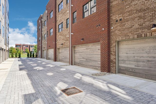 282 Dickenson Street, Columbus, OH 43215