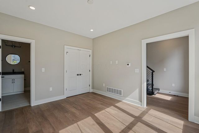 282 Dickenson Street, Columbus, OH 43215