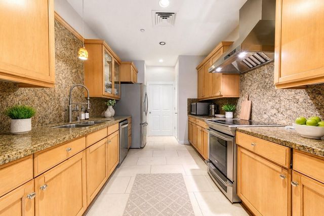 914 Main Street 911, Houston, TX 77002